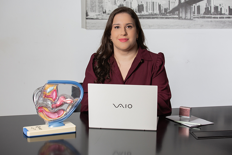 Foto de capa Dra. Deborah Teodoro